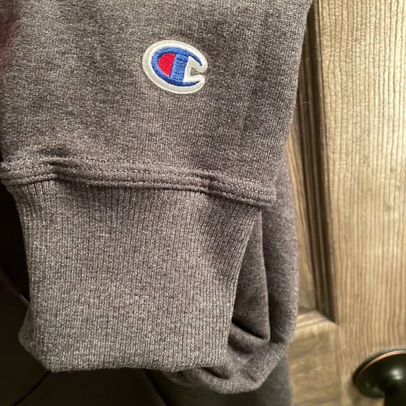 NWOT Champion hoodie - Picture 6 of 6